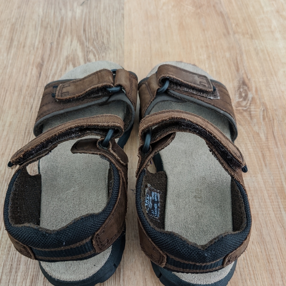 Stride Rite Sandals - Picture 2 of 4